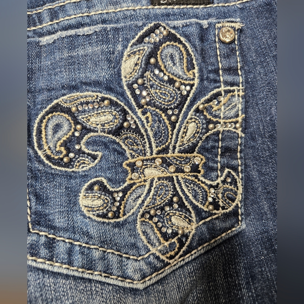Women’s Blue Embellished Jeans with Fleur-de-Lis Pocket